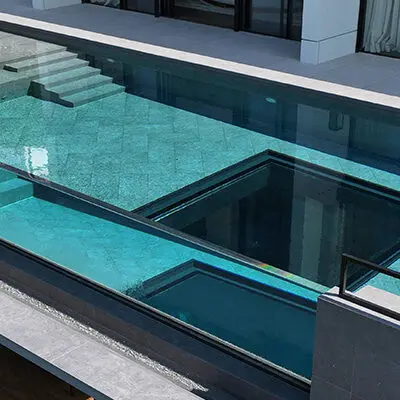 Underwater window